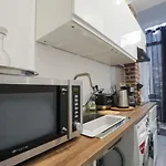 Charming Appt With Garden In The Heart Of Paris