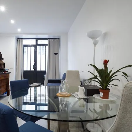Charming Appt With Garden In The Heart Of Apartment